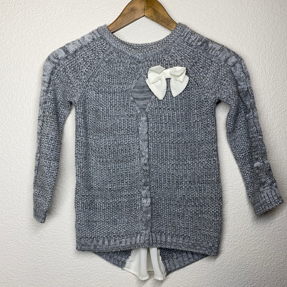 Girls gray sweater, size 8